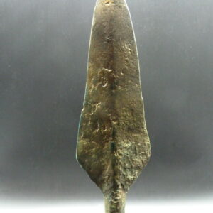 Pointe de lance lozangiforme en bronze  1400 – 1200 av. J.C.