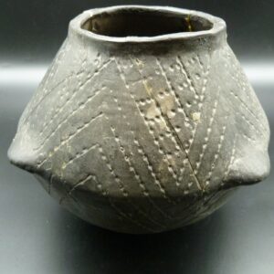 *** VENDU *** Pot néolithique en céramique de la culture rubanée 5ème millénaire av. J.C.