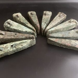 Ensemble de 10 haches à douille bretonnes provenant des côtes d’Armor (750 à 1250 av. J.C.)